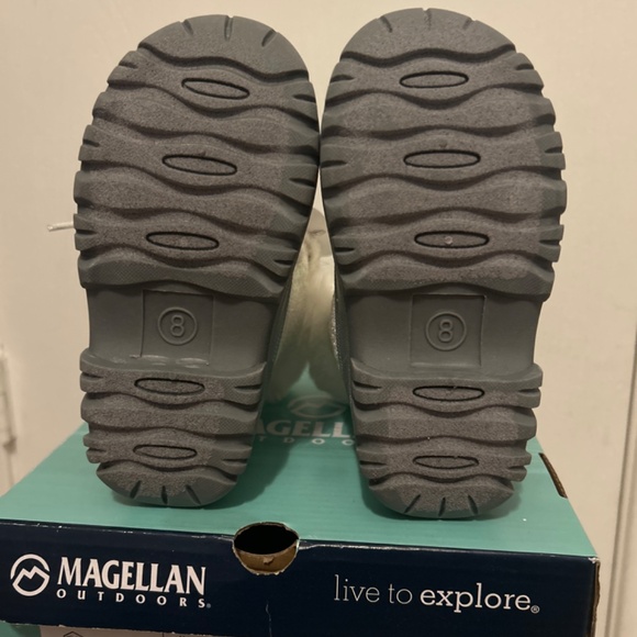 Toddler Girl Glitter Winter Boots-Brand New! - Picture 3 of 4